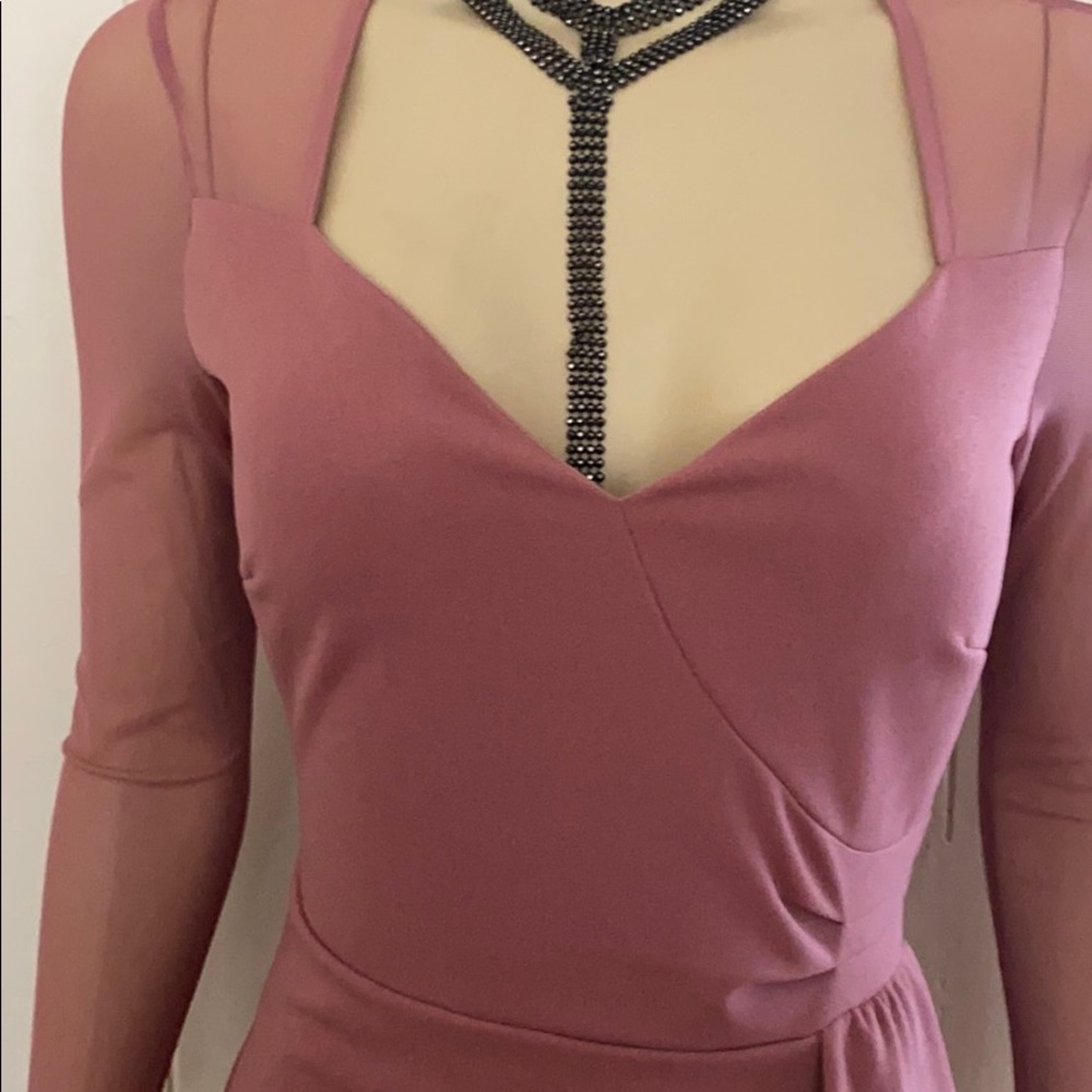 Beautiful dress - Picture 9 of 11